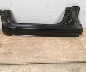 Bas de caisse gauche Peugeot 307