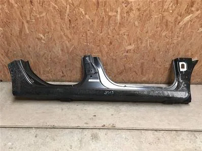 Bas de caisse droit MEGANE II PHASE 1 5P 2002-09->2005-12