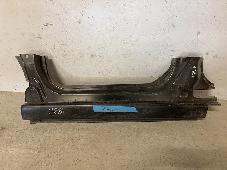 Bas de caisse gauche JUMPY II FOURGON 4P (3000mm) 2007-01->