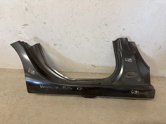 Bas de caisse droit MEGANE III PHASE 1 5P 2008-11->2012-01