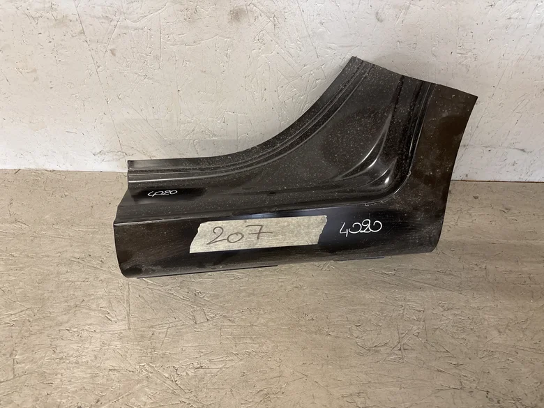 Bas de caisse gauche 207 5P 2006-04->2013-06