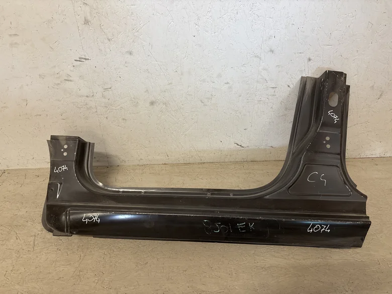 Bas de caisse gauche GRAND C4 PICASSO I 5P LONG 2006-10->2013-09