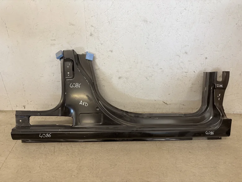 Bas de caisse droit BERLINGO II BREAK (B9) PHASE 1 4P 2008-05->2012-01
