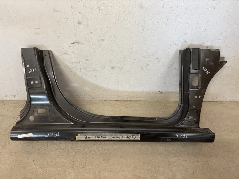 Bas de caisse droit GRAND SCENIC III PHASE 1 5P LONG 2009-04->2011-11