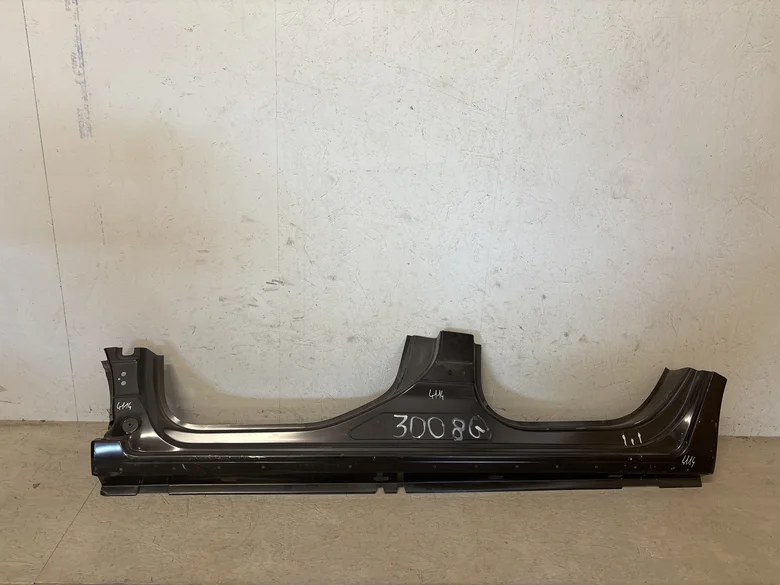 Bas de caisse gauche 3008 I PHASE 1 5P 2009-04->2013-12