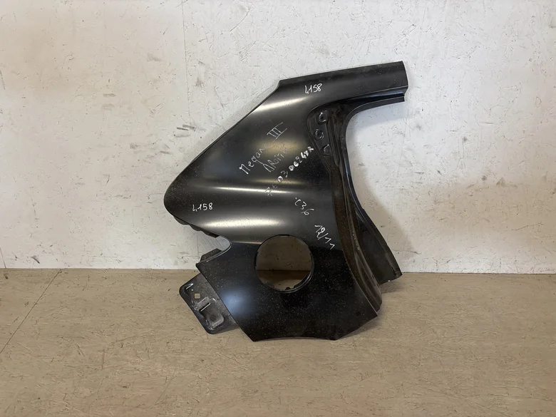 Aile arrière droite MEGANE III PHASE 1 5P 2008-11->2012-01