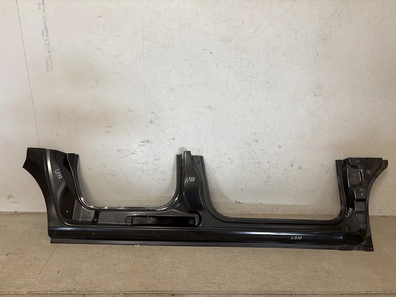 Bas de caisse droit KANGOO II BREAK PHASE 1 4P 2008-01->2013-03