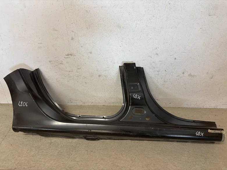 Bas de caisse droit GRAND SCENIC III PHASE 1 5P LONG 2009-04->2011-11
