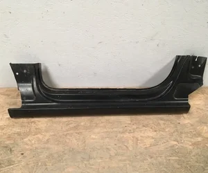 VOLKSWAGEN Golf 5 : Bas de caisse gauche 